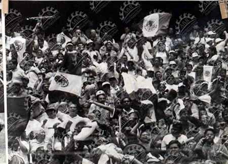 2 de julio de 2001 - Público